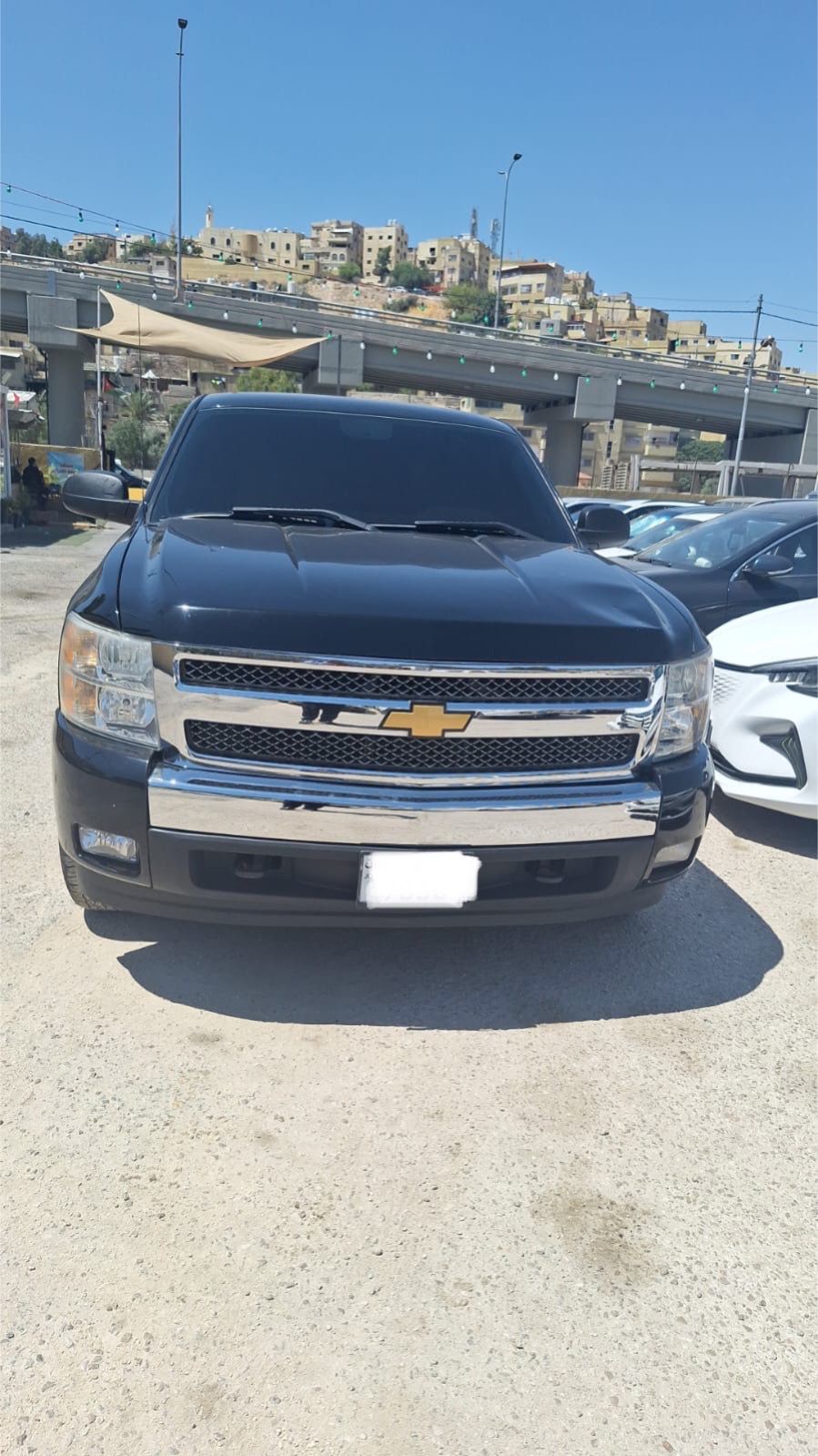 عاجل | ضبط مركبتين مخالفتين ظهرتا في فيديو استعراضي دون لوحات أرقام