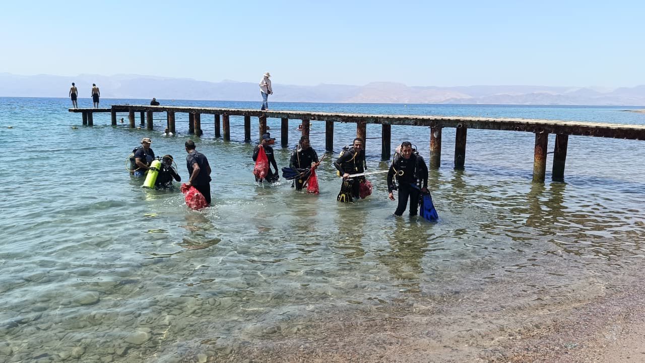 صورة حول : الأمن العام يطلق حملة بيئية شاملة في محافظات المملكة الأمن العام يطلق حملة بيئية شاملة في محافظات المملكة