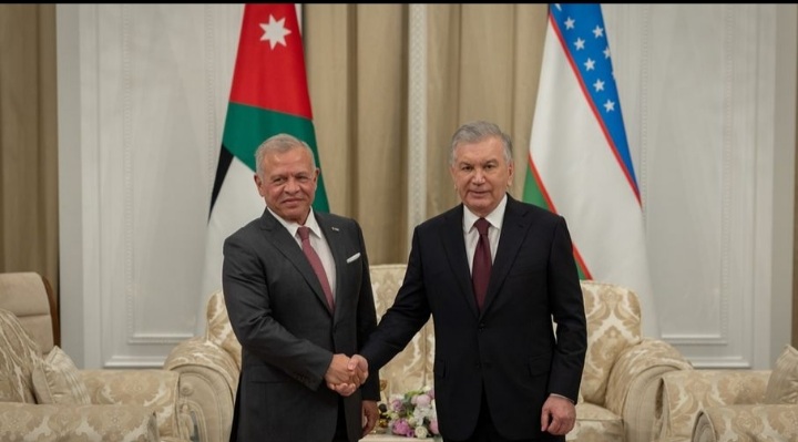 صورة حول : الملك يجري مباحثات مع رئيس أوزبكستان في سمرقند ويشهد توقيع اتفاقيات تعاون الملك يجري مباحثات مع رئيس أوزبكستان في سمرقند ويشهد توقيع اتفاقيات تعاون