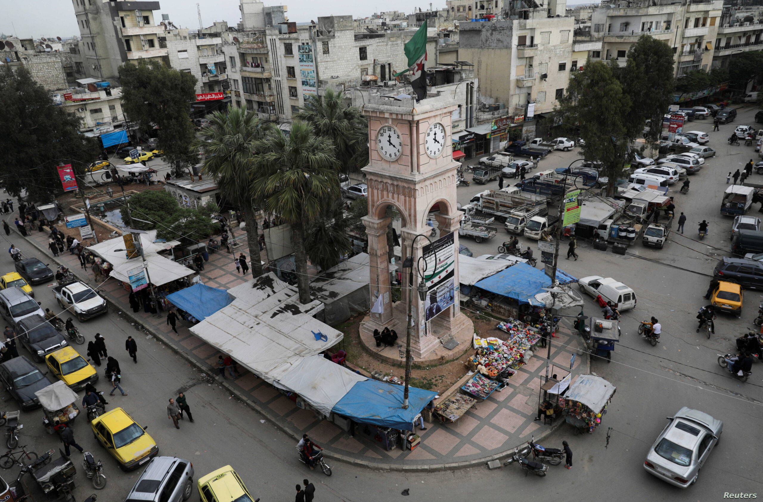 صورة حول : انفجار يهز مدينة إدلب مخلفًا إصابات ووفيات انفجار يهز مدينة إدلب مخلفًا إصابات ووفيات