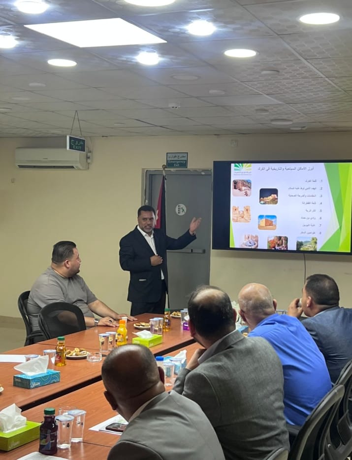 الرحاحلة يزور محطات لشركة توزيع الكهرباء في محافظة الكرك