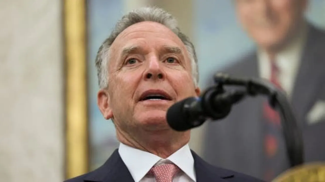 صورة حول : حماس تصف زيارة المبعوث الأميركي لغزة بـ"المسرحية" لتلميع صورة الاحتلال حماس تصف زيارة المبعوث الأميركي لغزة بـ"المسرحية" لتلميع صورة الاحتلال