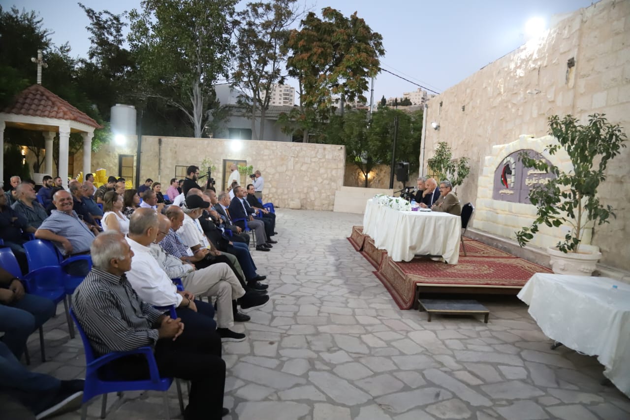 صورة حول : اسدال الستار على فعاليات "مهرجان الفحيص 32".. الموعد عام 2026 اسدال الستار على فعاليات "مهرجان الفحيص 32".. الموعد عام 2026