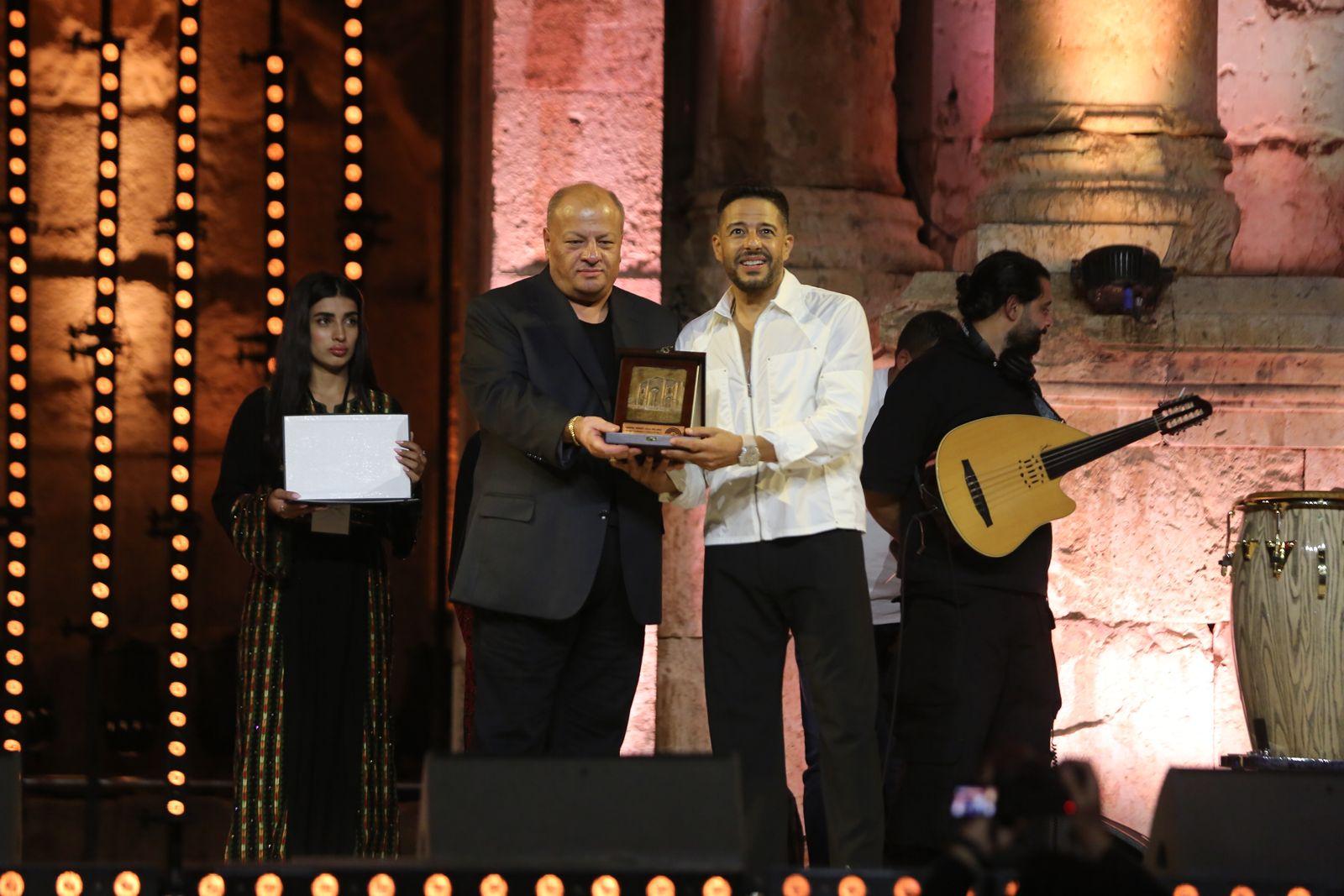 محمد حماقي يشعل مدرجات "جرش" في ليلة طربية استثنائية