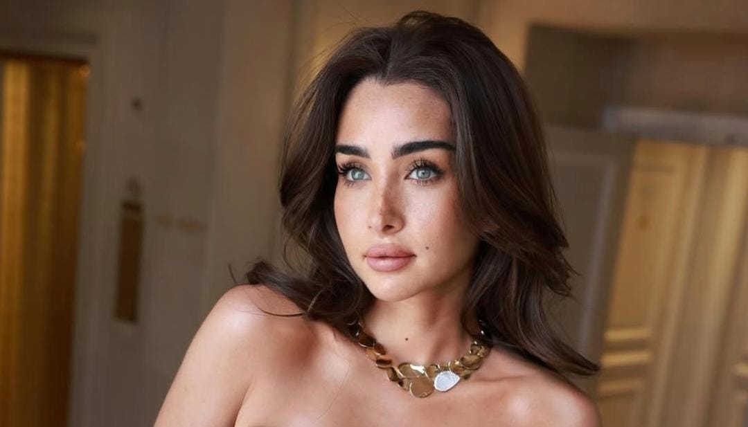 صورة حول : هنا الزاهد تكشف تفاصيل غرقها تحت الماء وربطها بالحديد هنا الزاهد تكشف تفاصيل غرقها تحت الماء وربطها بالحديد