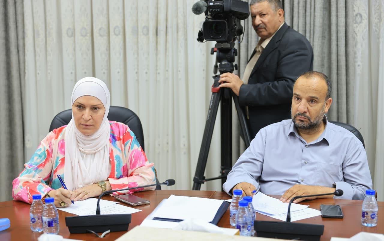 بالصور ... النائب الرعود يدعو لزيادة مقاعد الطب وإعادة مواد التوجيهي لجيل 2007 و2008