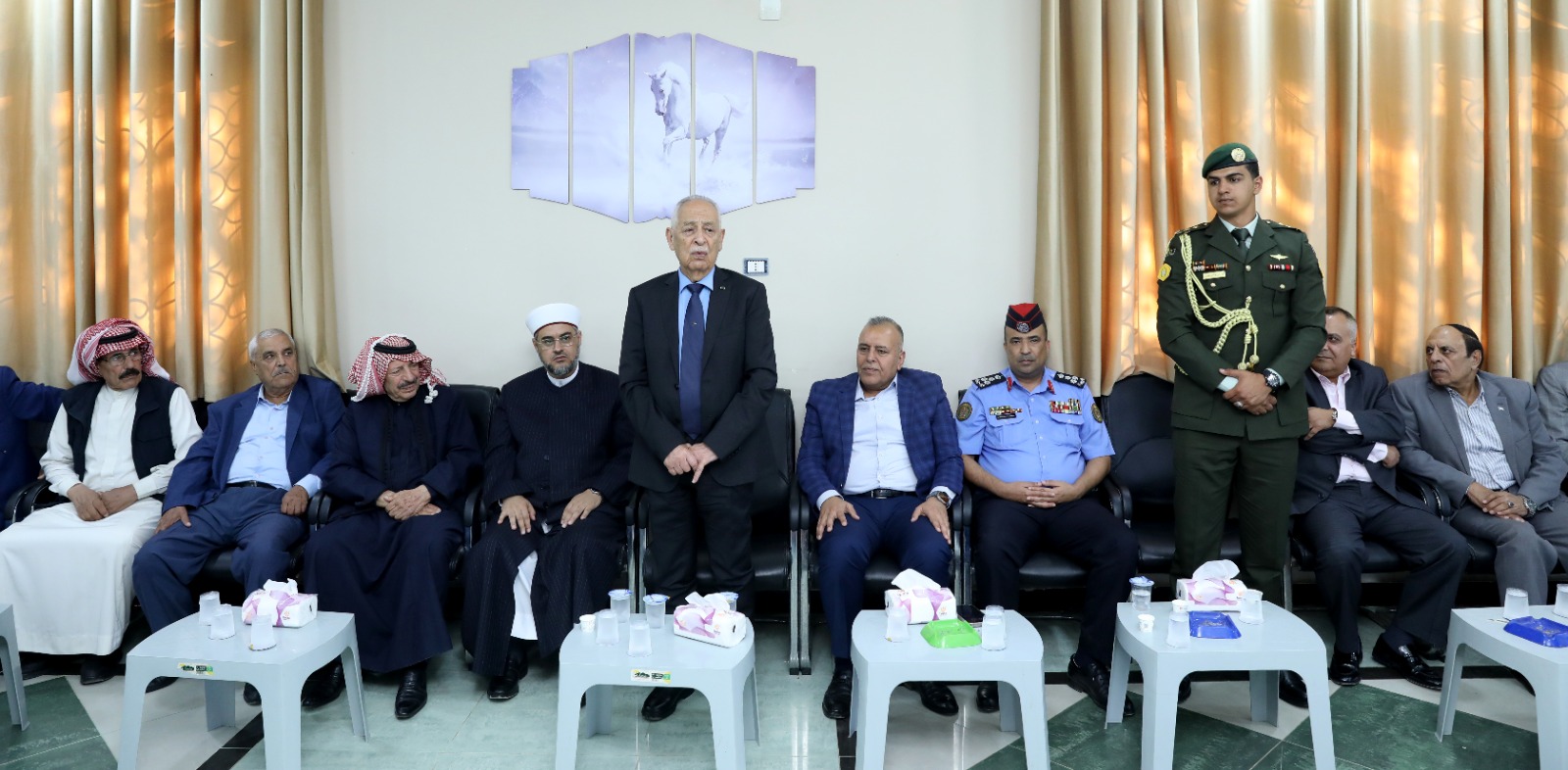 صورة حول : عاجل | العيسوي يعزي أبو ربيحة والكرادشة والمناصير عاجل | العيسوي يعزي أبو ربيحة والكرادشة والمناصير