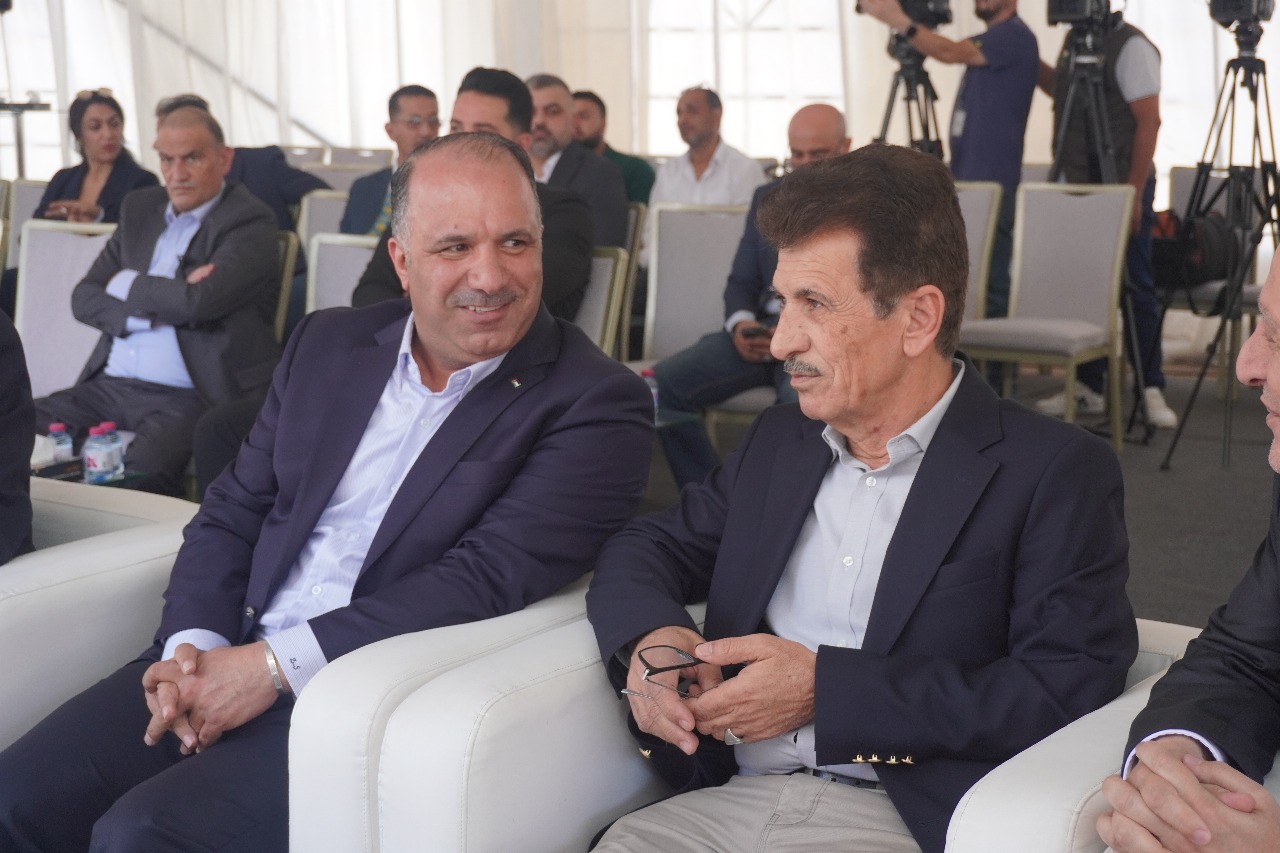 بالفيديو .. افتتاح أول محطة متنقلة لتعبئة الغاز الطبيعي المضغوط في الأردن