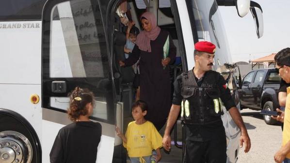 صورة حول : أمهات غزة يشكرن الأردن على جهود العلاج أبنائهن عبر الممر الطبي الإنساني أمهات غزة يشكرن الأردن على جهود العلاج أبنائهن عبر الممر الطبي الإنساني