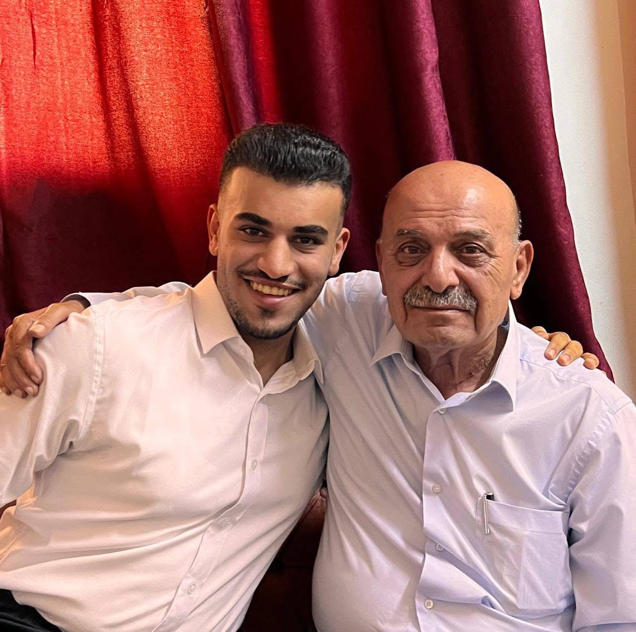 صورة حول : صراحة نيوز تهنئ ريان جاد القرعان بتفوقه في الثانوية العامة صراحة نيوز تهنئ ريان جاد القرعان بتفوقه في الثانوية العامة