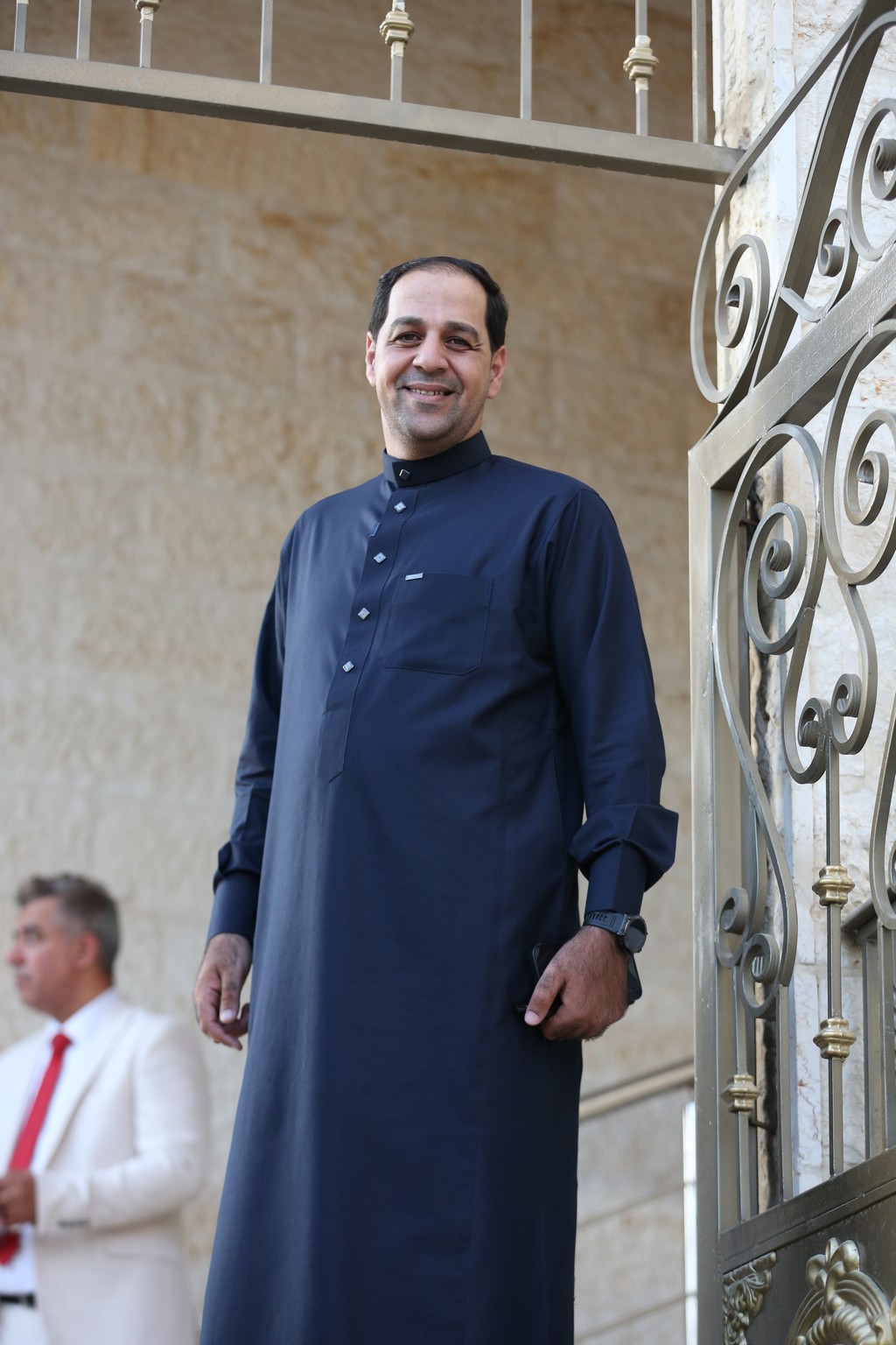 بالصور .. أبناء المرحوم الحاج صالح الهنداوي يحتفلون بزفاف شقيقهم سعد