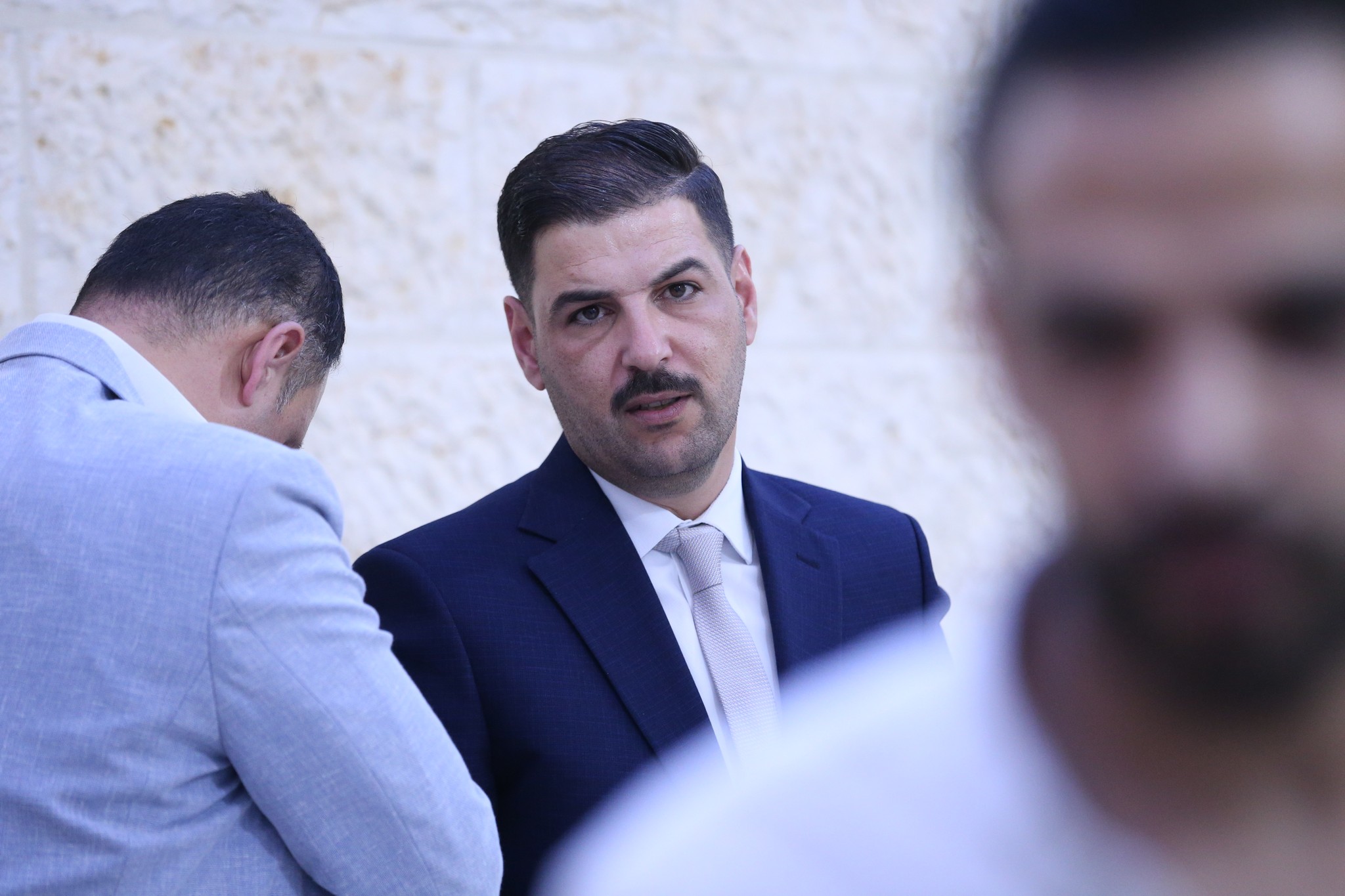 بالصور .. أبناء المرحوم الحاج صالح الهنداوي يحتفلون بزفاف شقيقهم سعد