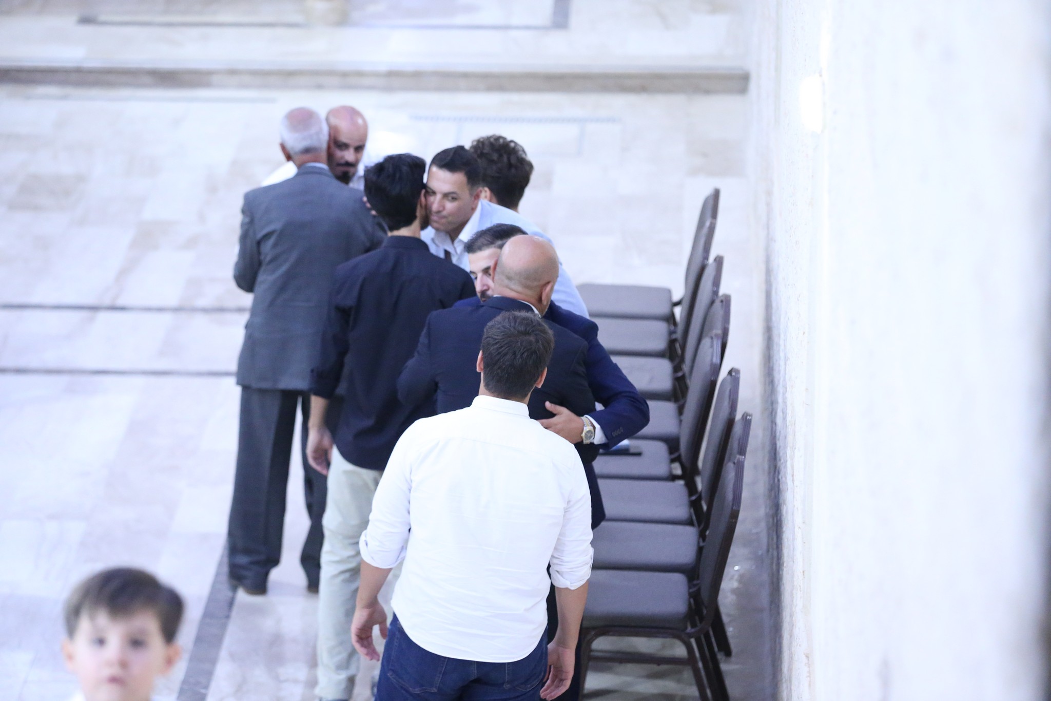 بالصور .. أبناء المرحوم الحاج صالح الهنداوي يحتفلون بزفاف شقيقهم سعد