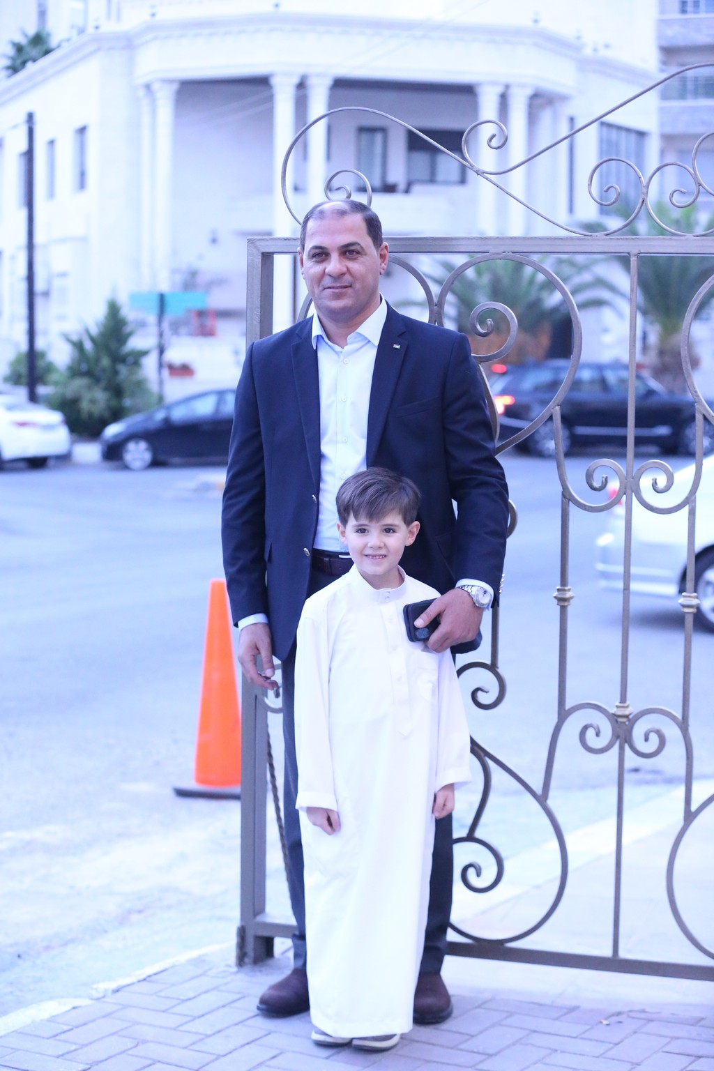 بالصور .. أبناء المرحوم الحاج صالح الهنداوي يحتفلون بزفاف شقيقهم سعد