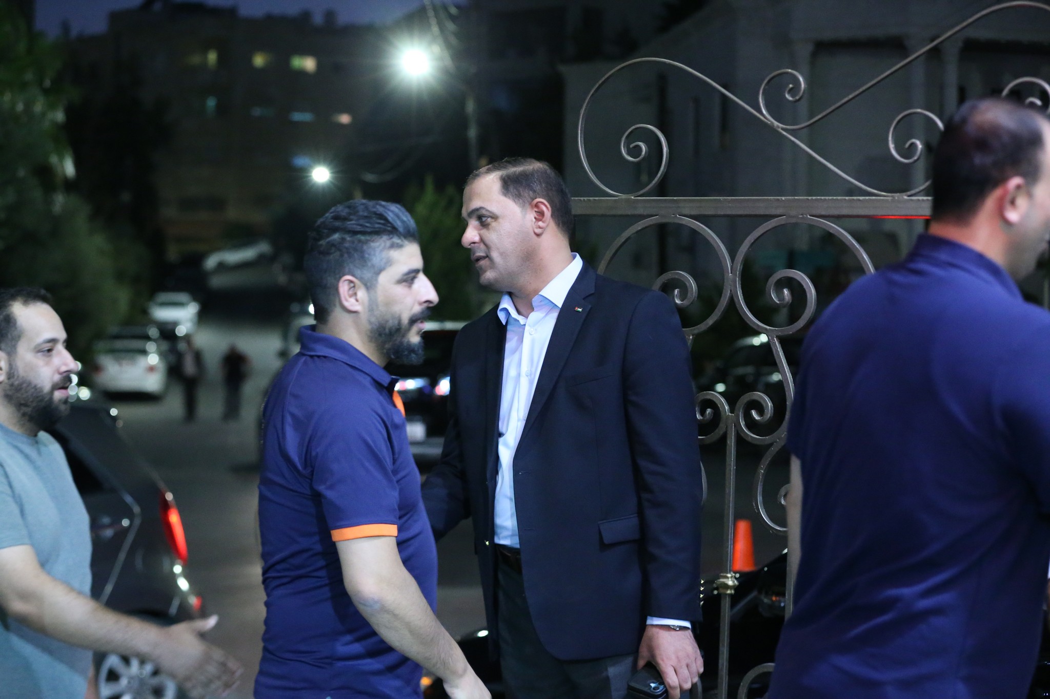 بالصور .. أبناء المرحوم الحاج صالح الهنداوي يحتفلون بزفاف شقيقهم سعد