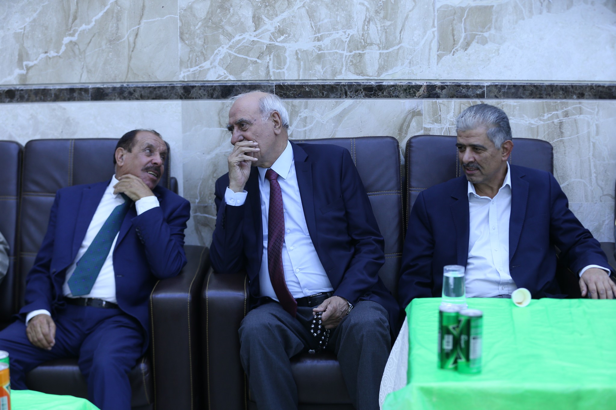 بالصور .. أبناء المرحوم الحاج صالح الهنداوي يحتفلون بزفاف شقيقهم سعد