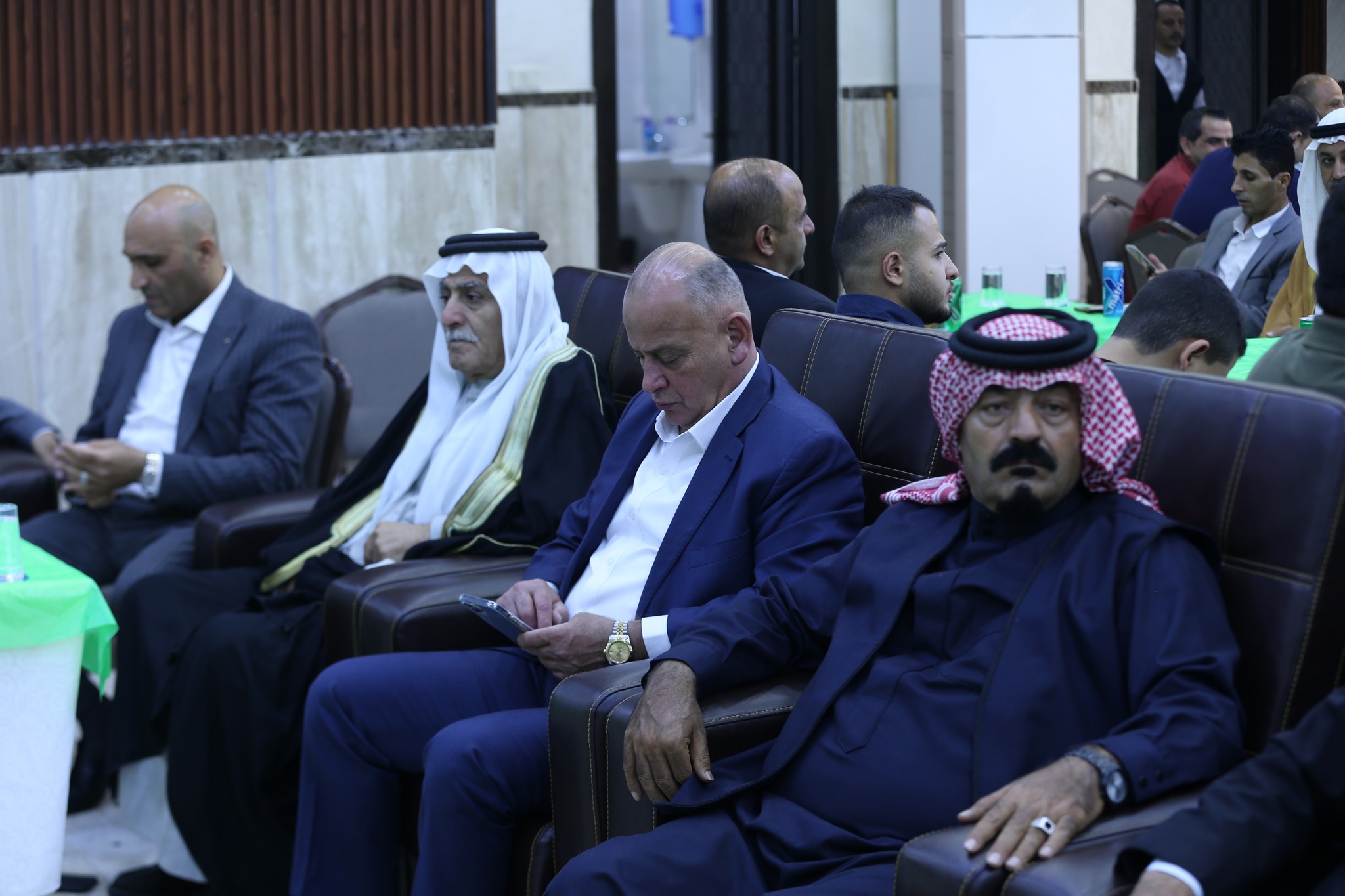 بالصور .. أبناء المرحوم الحاج صالح الهنداوي يحتفلون بزفاف شقيقهم سعد