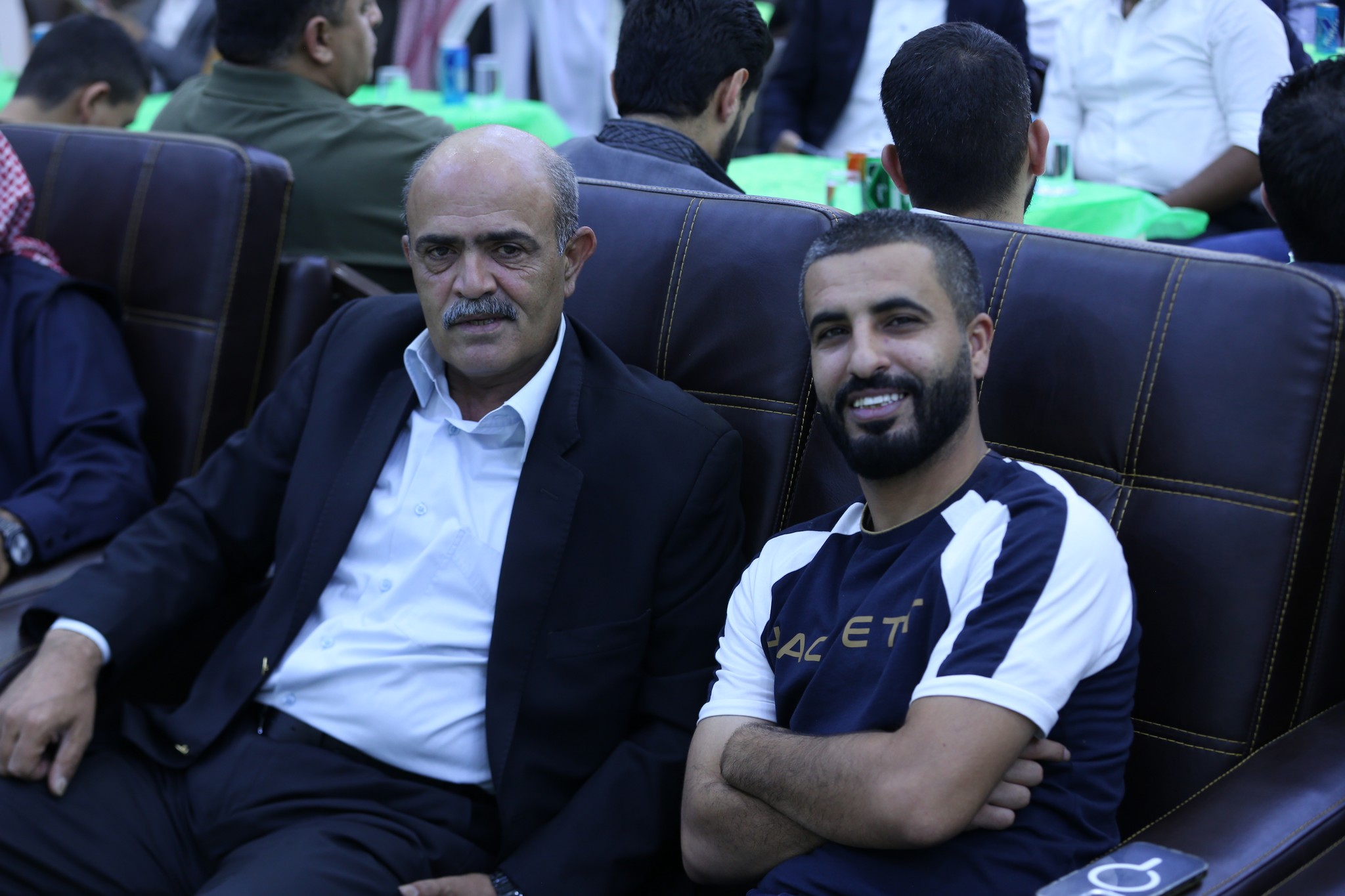 بالصور .. أبناء المرحوم الحاج صالح الهنداوي يحتفلون بزفاف شقيقهم سعد