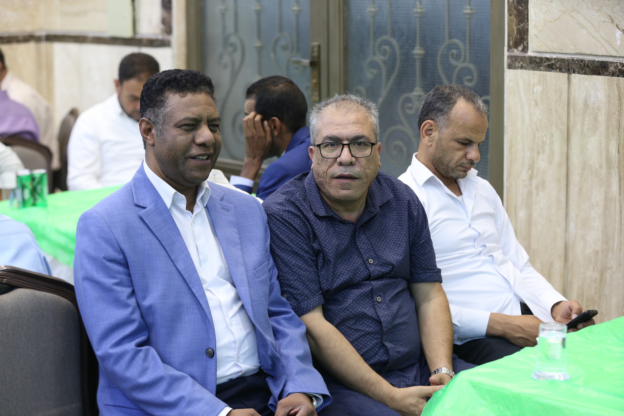 بالصور .. أبناء المرحوم الحاج صالح الهنداوي يحتفلون بزفاف شقيقهم سعد