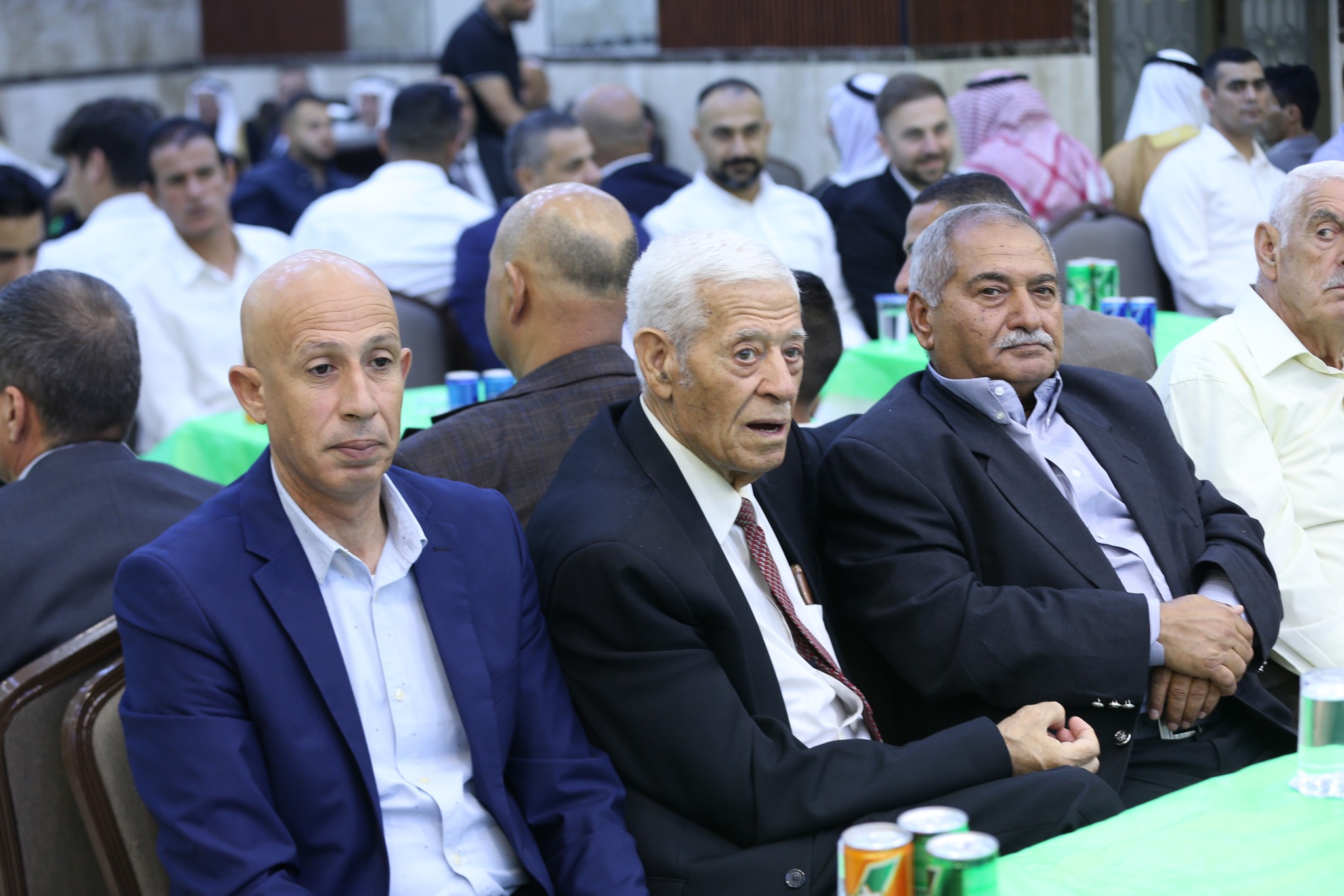 بالصور .. أبناء المرحوم الحاج صالح الهنداوي يحتفلون بزفاف شقيقهم سعد