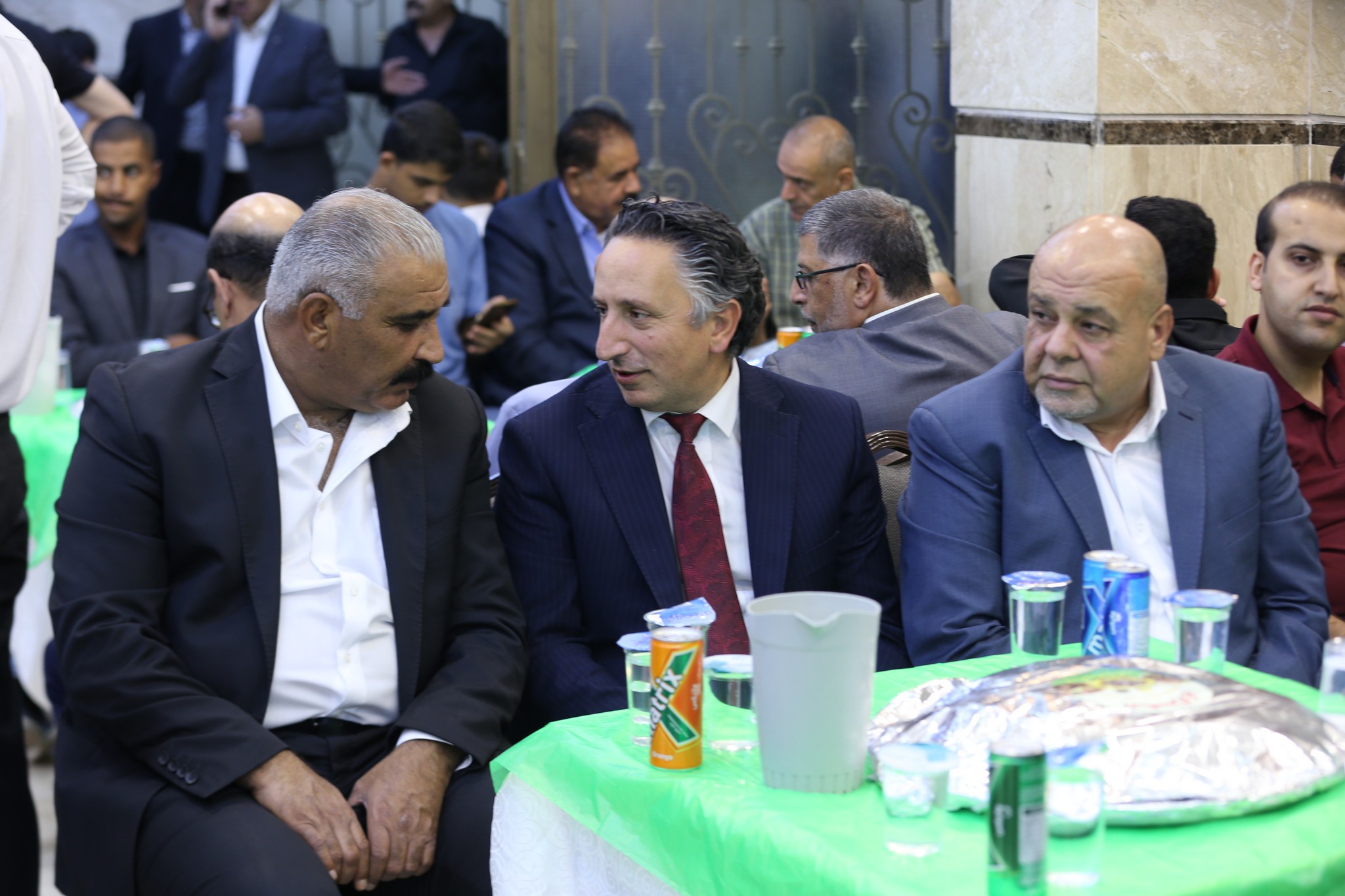 بالصور .. أبناء المرحوم الحاج صالح الهنداوي يحتفلون بزفاف شقيقهم سعد