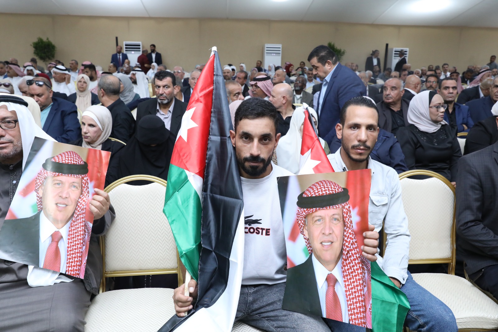 العيسوي: الملك يؤكد أولوية القضية الفلسطينية وحق العودة الفلسطيني المقدس لكل الأجيال