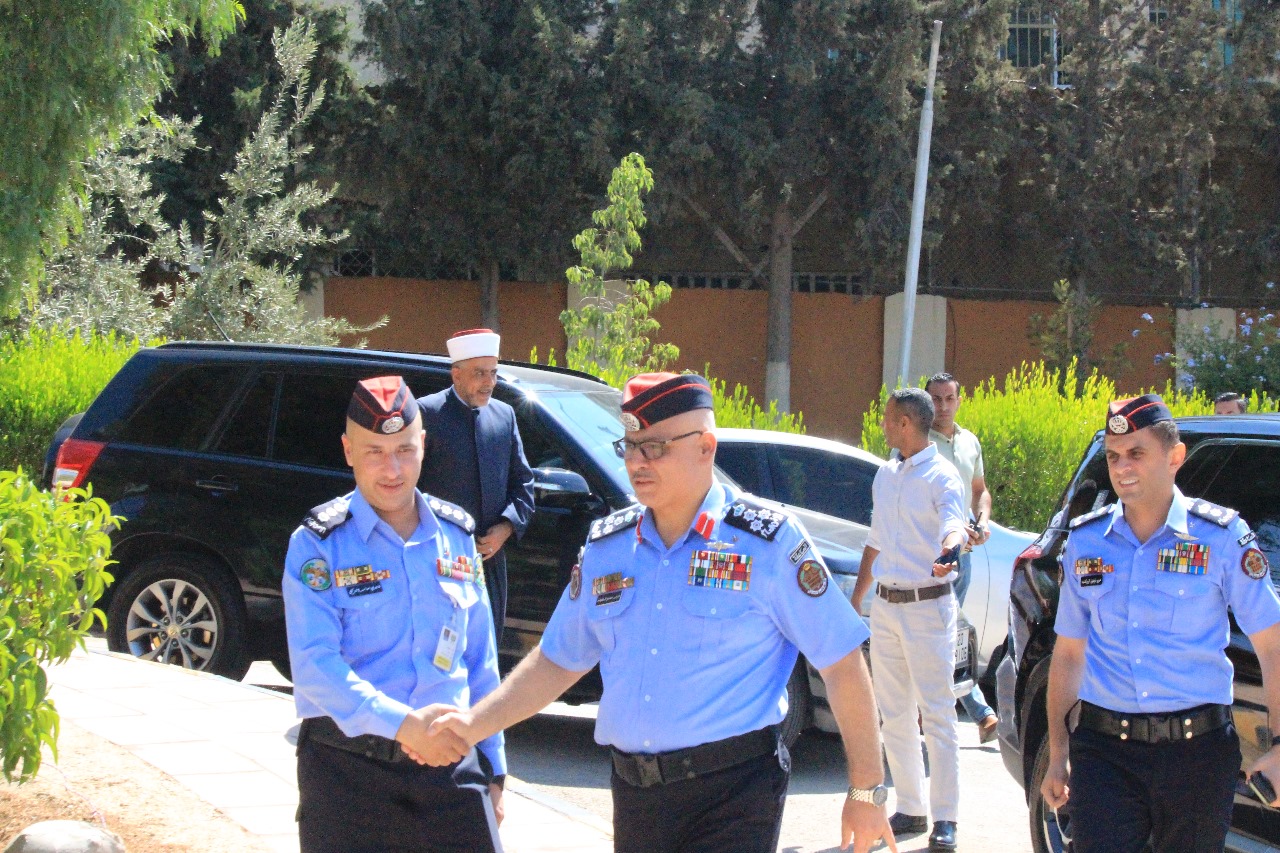 الشرطة المجتمعية والمجتمع المحلي يوقعون وثيقة ضد إطلاق العيارات النارية في ماركا الشمالية "فيديو وصور"