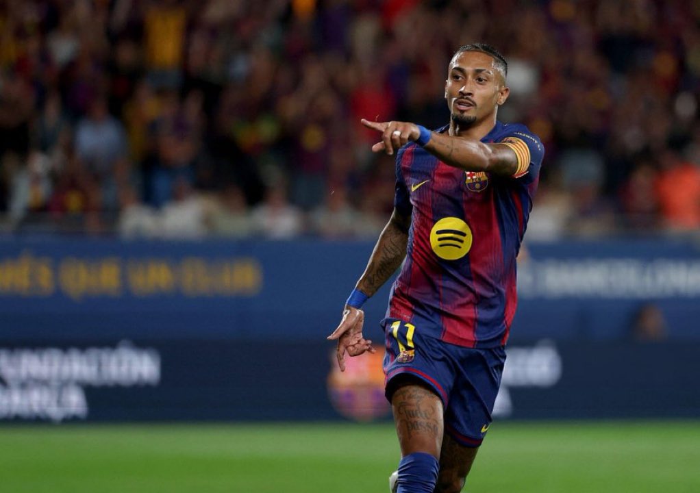 رافينيا يضيف الهدف الرابع لبرشلونة في شباك فالنسيا بالدوري الإسباني