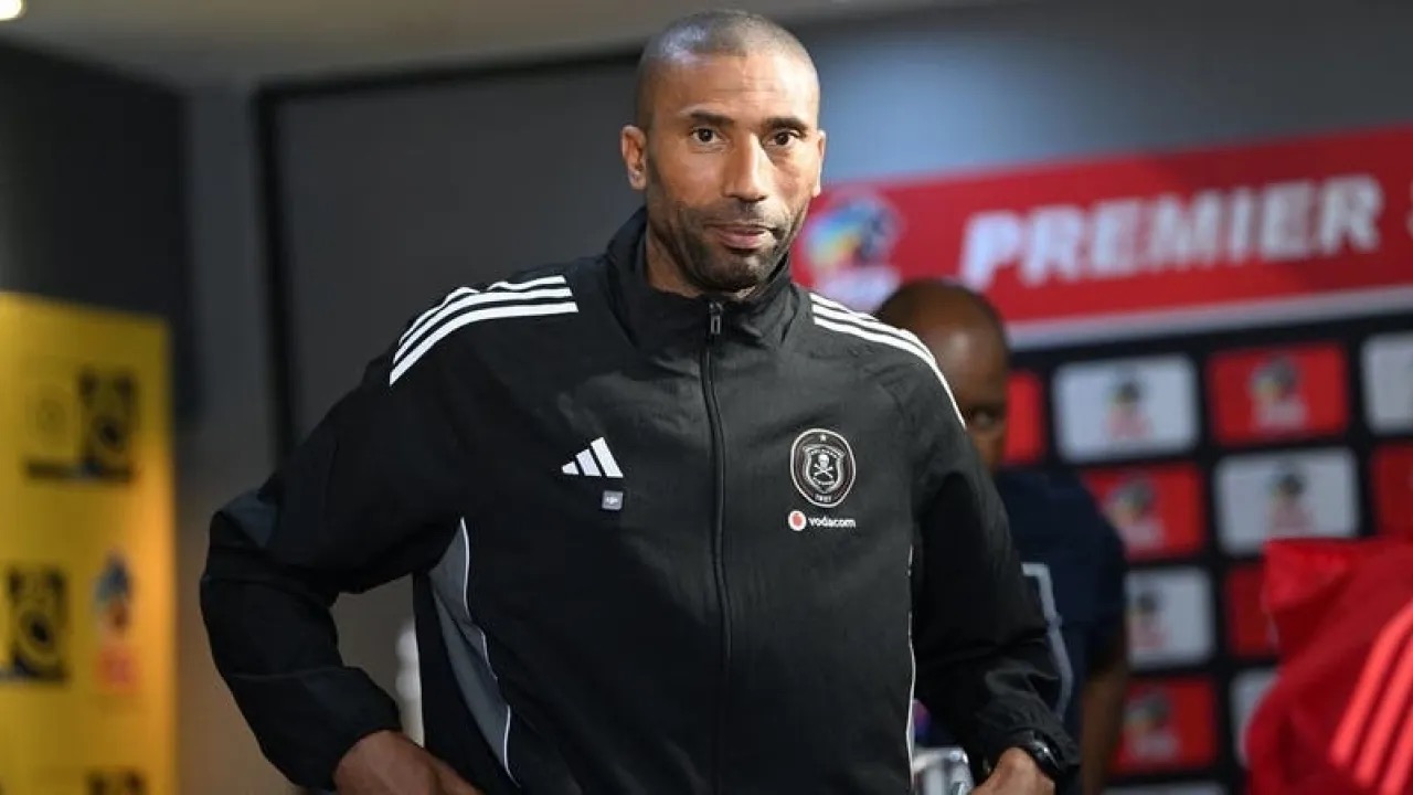 صورة حول : حادث دهس خطير يضرب المدرب المغربي عبد السلام وادو حادث دهس خطير يضرب المدرب المغربي عبد السلام وادو