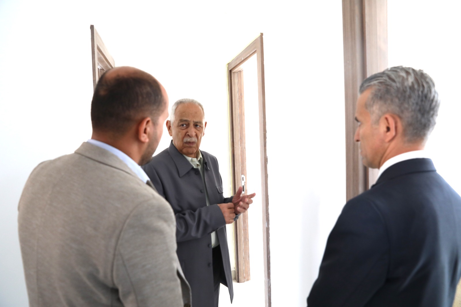 العيسوي: المبادرات الملكية ماضية في ترجمة الرؤى الملكية إلى منجزات ملموسة"صور"