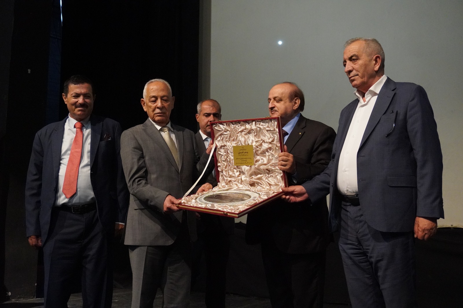 عاجل | العيسوي يرعى عرض الفيلم الوثائقي "معان حيث أشرقت شمس المملكة" فيديو