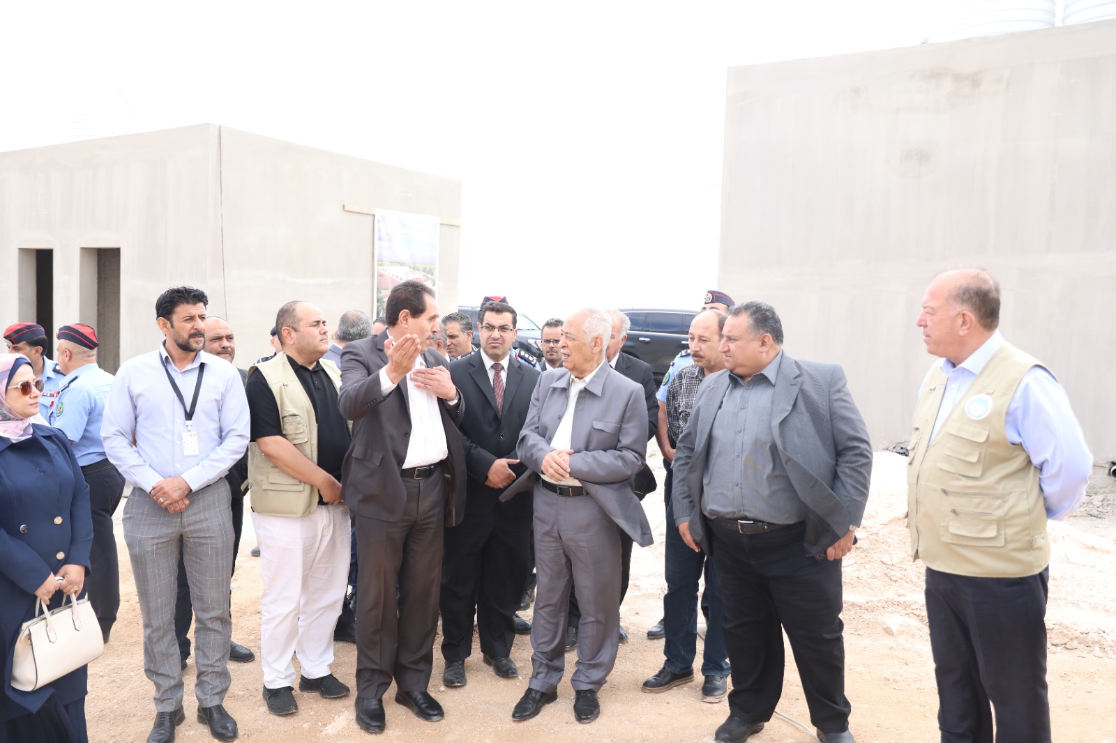 العيسوي: المبادرات الملكية ماضية في ترجمة الرؤى الملكية إلى منجزات ملموسة"صور"