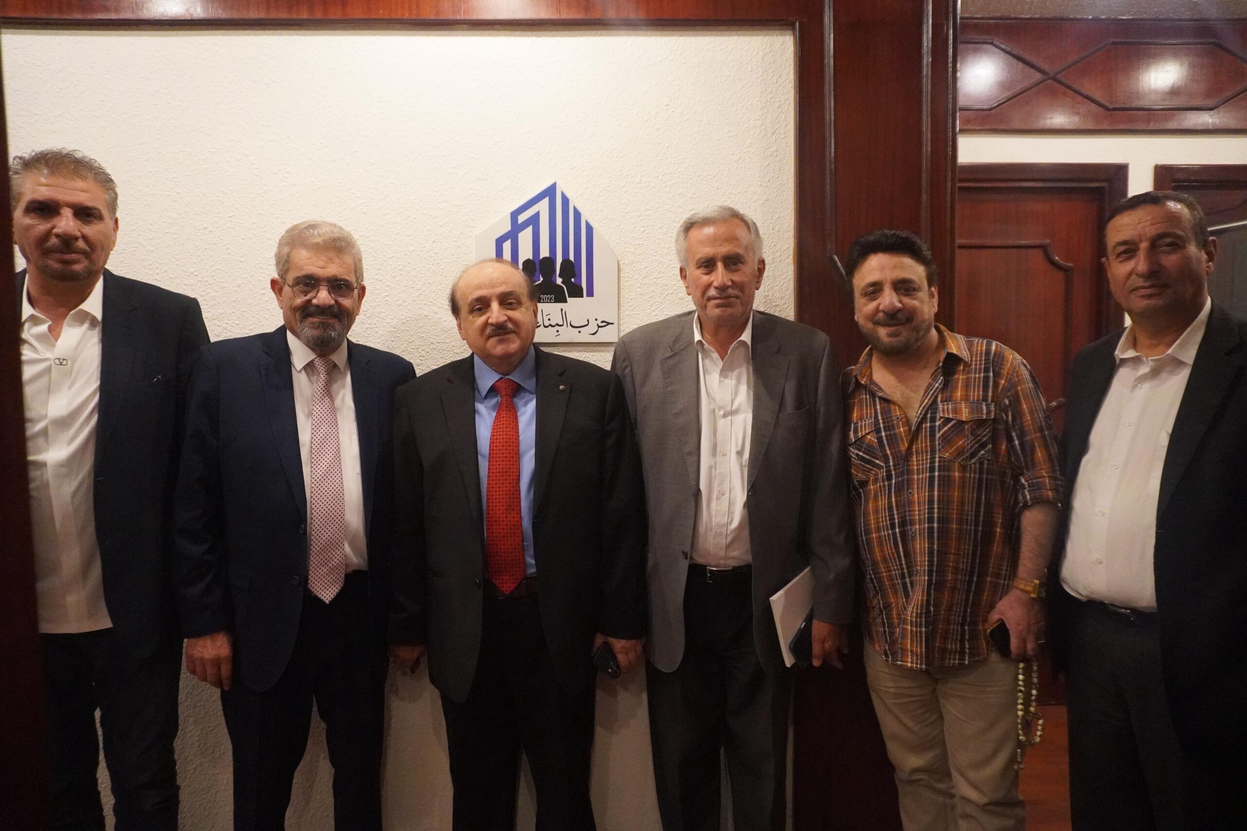 صرخة فنانين بعد دفع التلفزيون الأردني 500 ألف دينار لمؤثر مقابل 15 حلقة… وحزب البناء يتبنى مطالبهم “فيديو وصور"