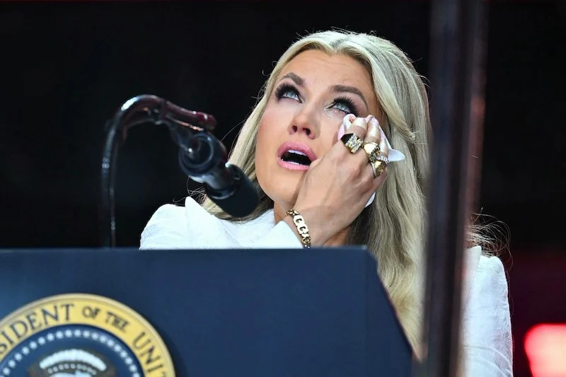 أرملة تشارلي كيرك تعلن مسامحة قاتله في حفل التأبين