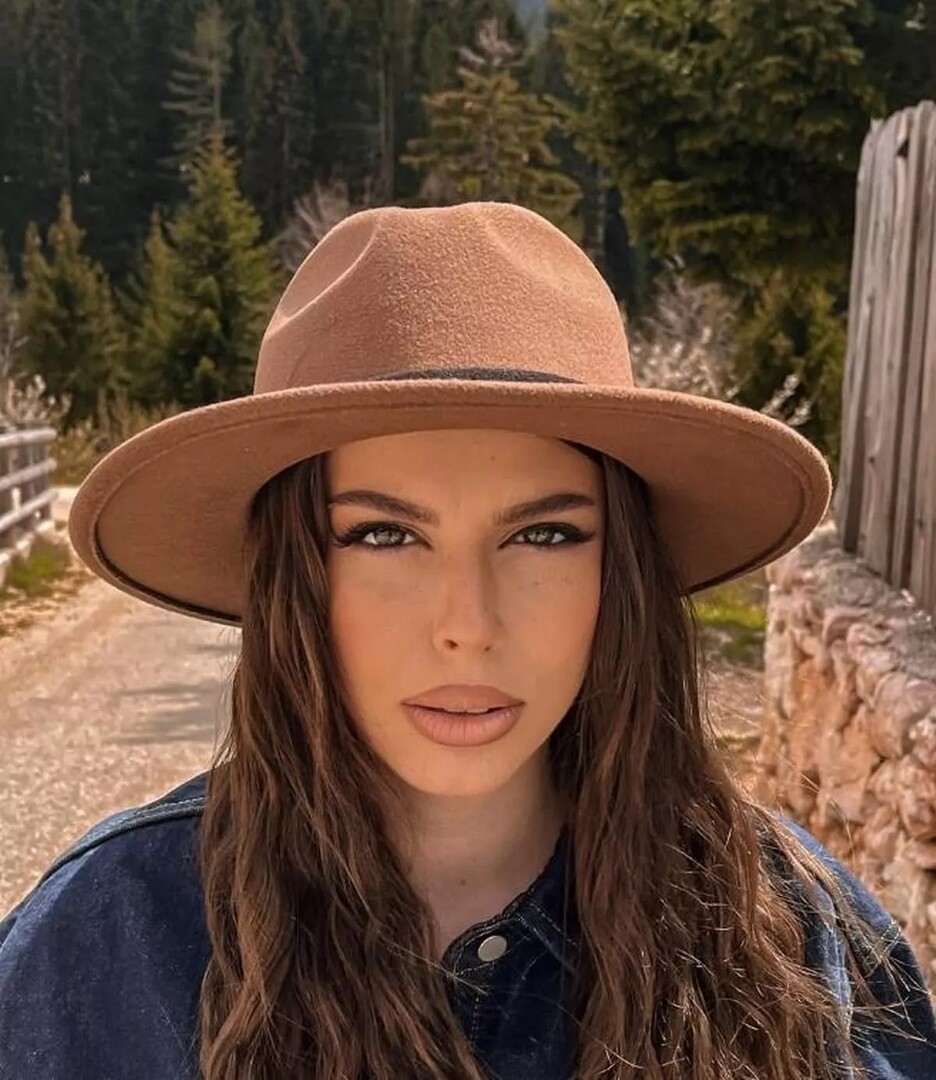 مؤثرة بوسنية تتوفى ليلة زفافها بعد دخولها في غيبوبة