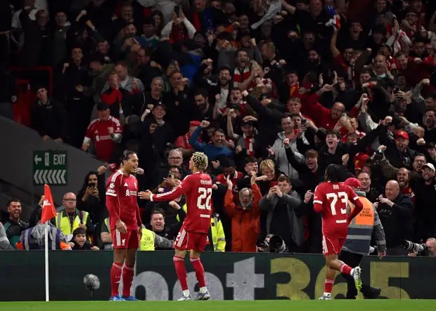 فان دايك يمنح ليفربول الفوز القاتل على أتلتيكو مدريد