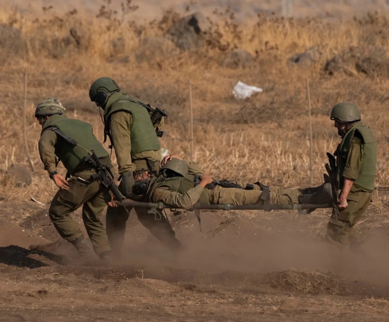 إصابة ضابط إسرائيلي بجروح بالغة بانفجار في موقع جنوبي سوريا