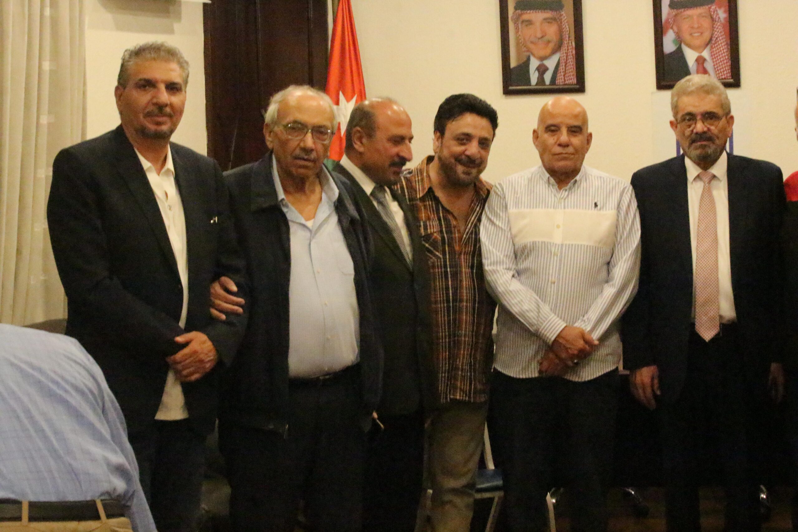 صرخة فنانين بعد دفع التلفزيون الأردني 500 ألف دينار لمؤثر مقابل 15 حلقة… وحزب البناء يتبنى مطالبهم “فيديو وصور"