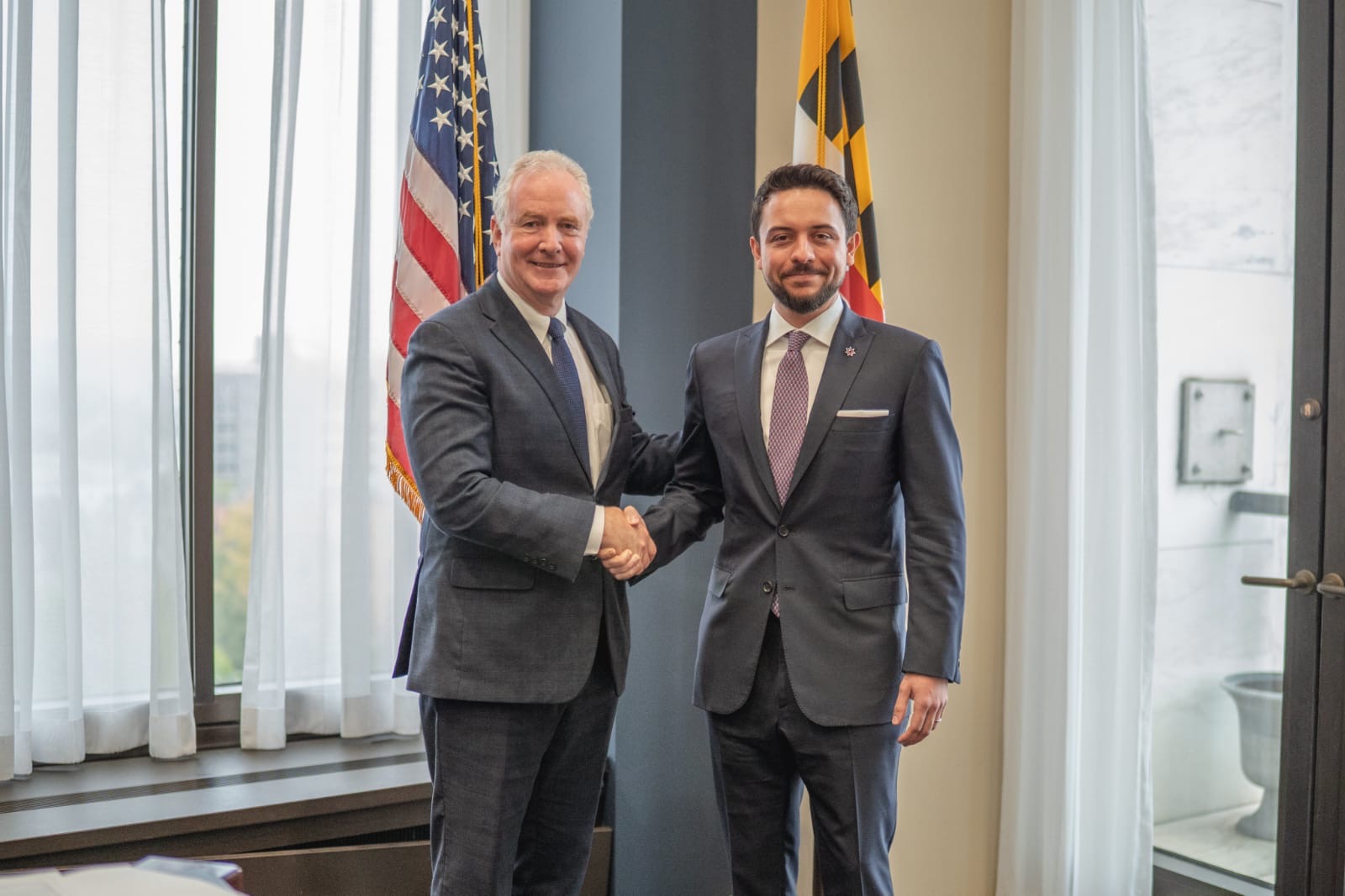 ولي العهد يعقد لقاءات مع أعضاء من الكونغرس الأمريكي في واشنط