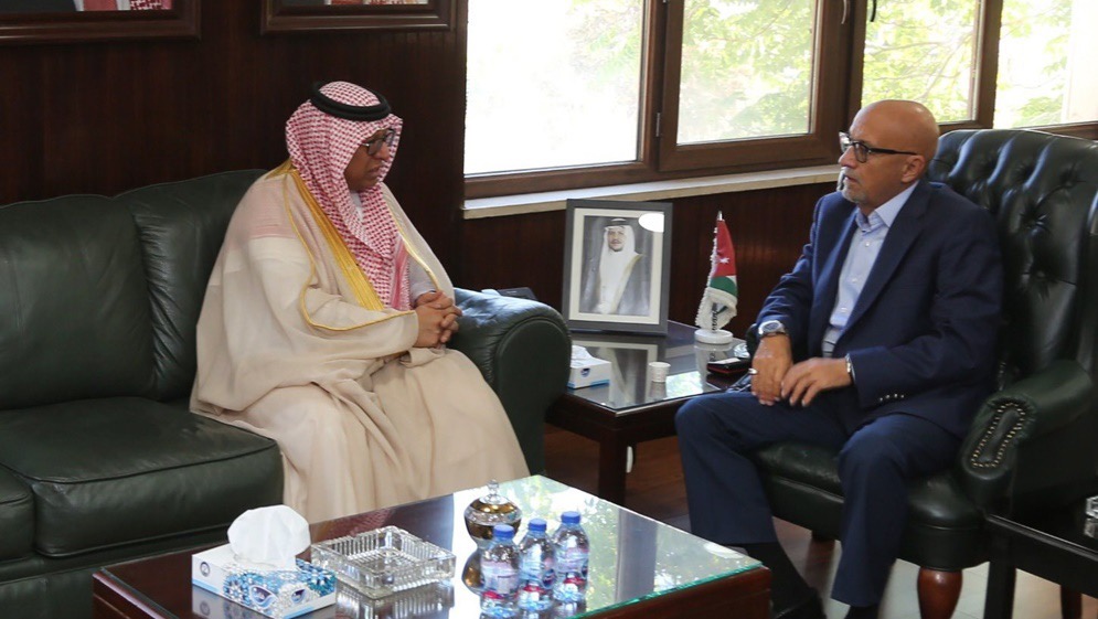 صورة حول : الأردن والسعودية يبحثان سبل تطوير التعاون في مواجهة التحديات المائية الأردن والسعودية يبحثان سبل تطوير التعاون في مواجهة التحديات المائية