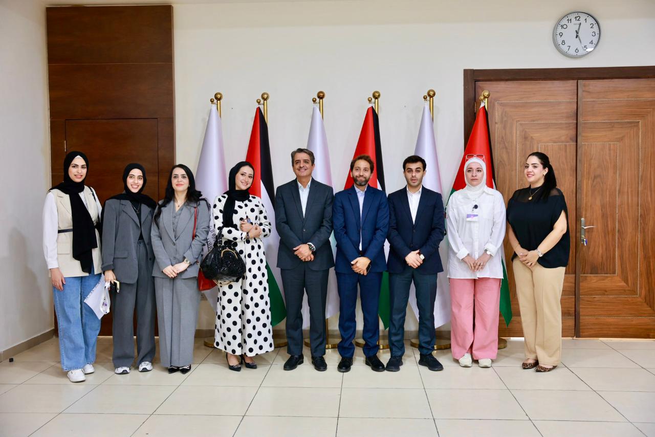 صورة حول : وزير الشباب يؤكد أهمية مأسسة العمل التطوعي وتعزيزه كثقافة وطنية وزير الشباب يؤكد أهمية مأسسة العمل التطوعي وتعزيزه كثقافة وطنية