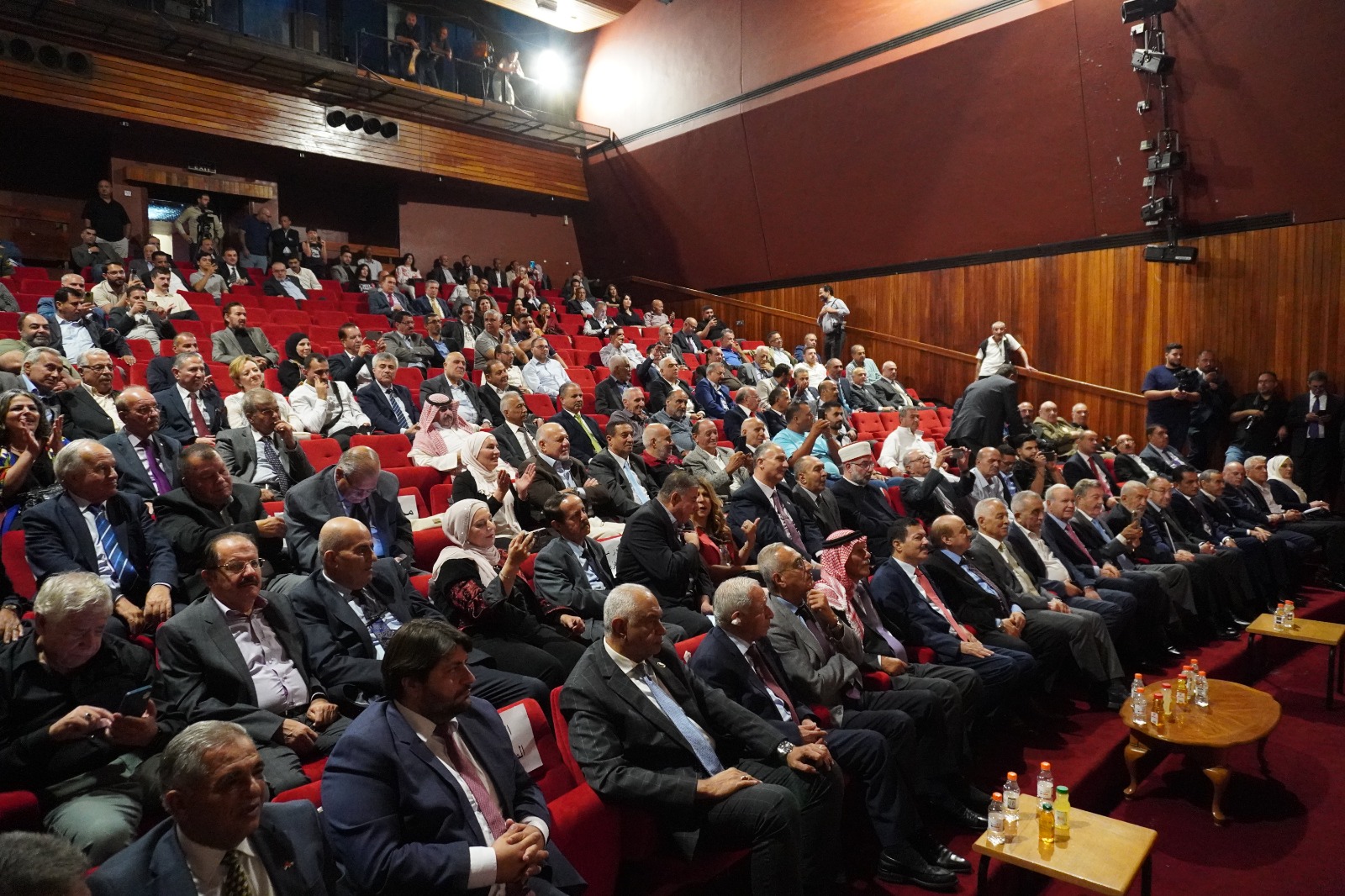 عاجل | العيسوي يرعى عرض الفيلم الوثائقي "معان حيث أشرقت شمس المملكة" فيديو