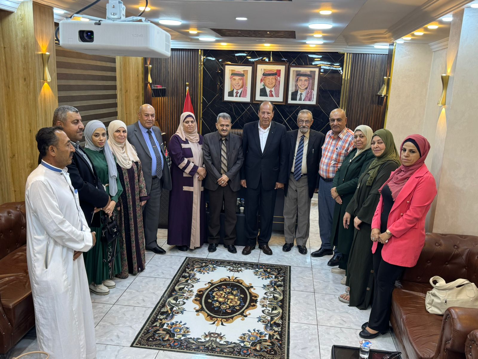 رئيس لجنة بلدية كفرنجه يلتقي وفدا من جمعية البيئة ومبادرة العمل التطوعي