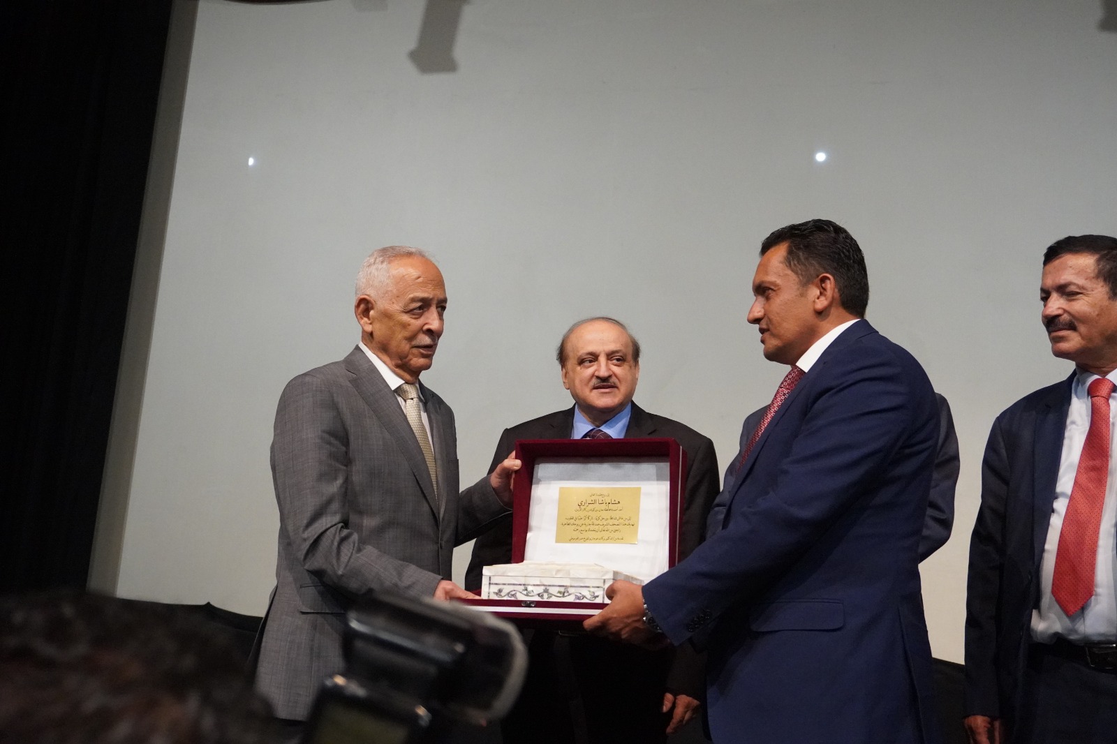 عاجل | العيسوي يرعى عرض الفيلم الوثائقي "معان حيث أشرقت شمس المملكة" فيديو