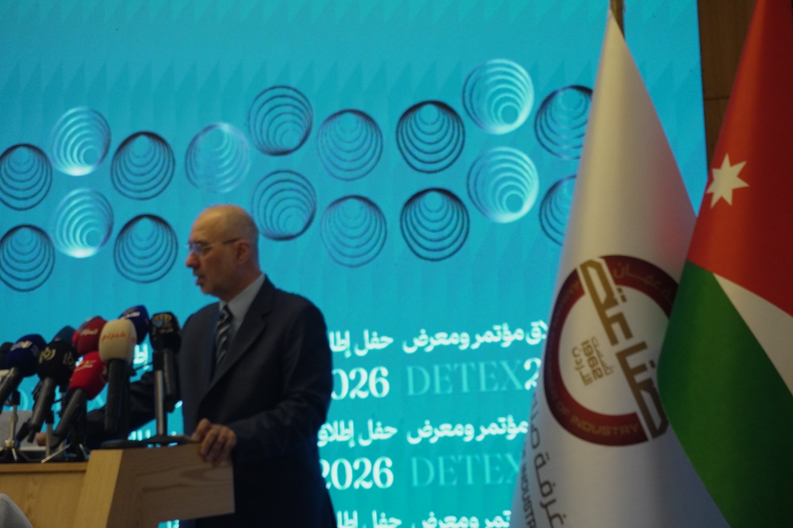 صناعة عمان تنظم مؤتمر ومعرض المنظفات الدولي 2026 بمشاركة واسعة.. فيديو وصور