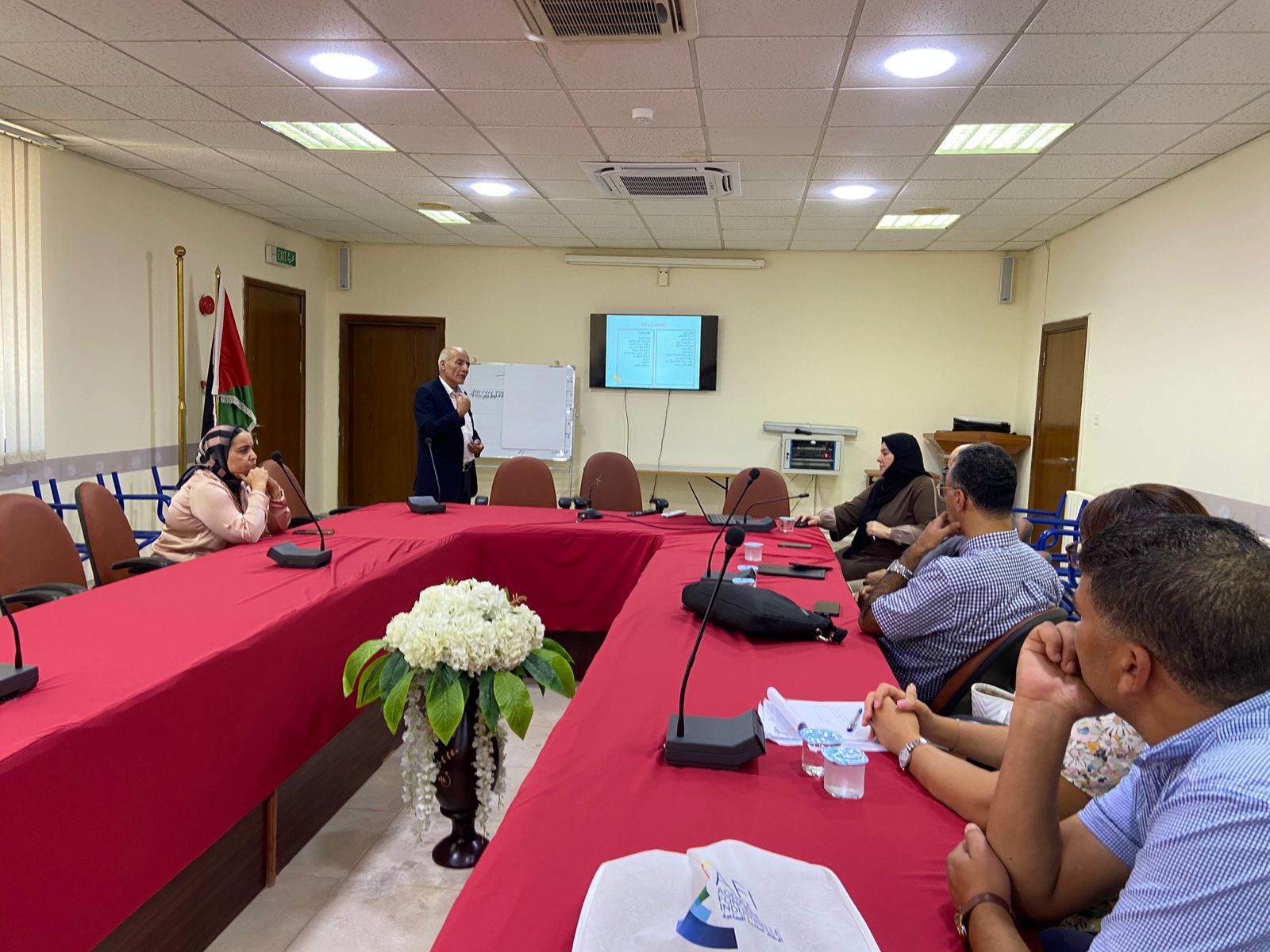 ابو حسان يدعو لشراكة صناعية أردنية تونسية 