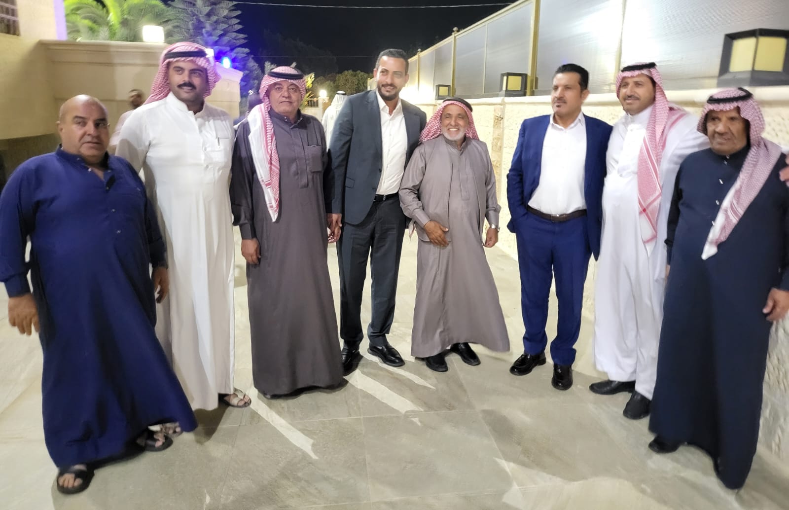 رجل الأعمال ناصر سعيد الركيبات يستقبل المهنئين بنجاح عملية زراعة الكلى