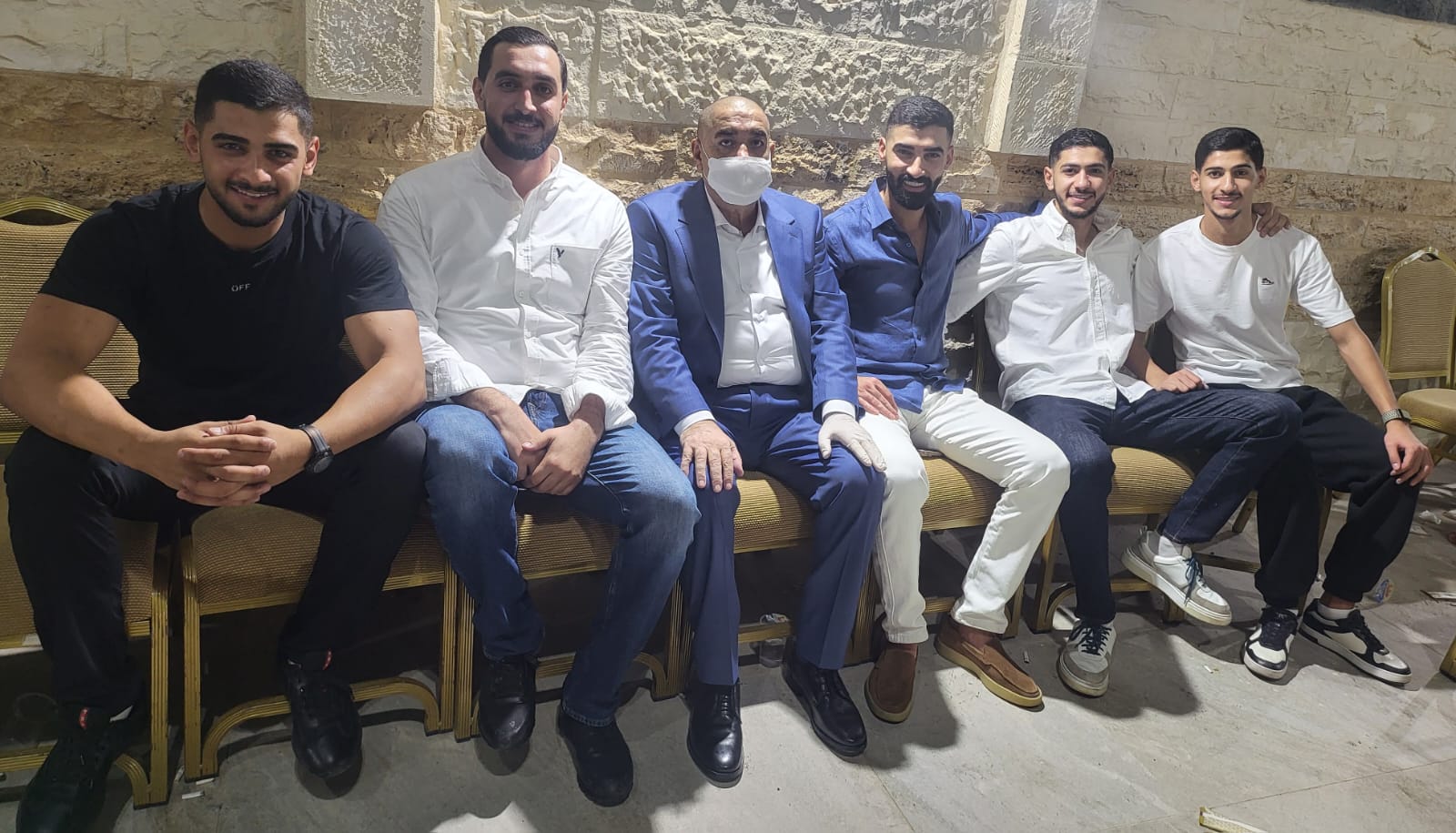 رجل الأعمال ناصر سعيد الركيبات يستقبل المهنئين بنجاح عملية زراعة الكلى