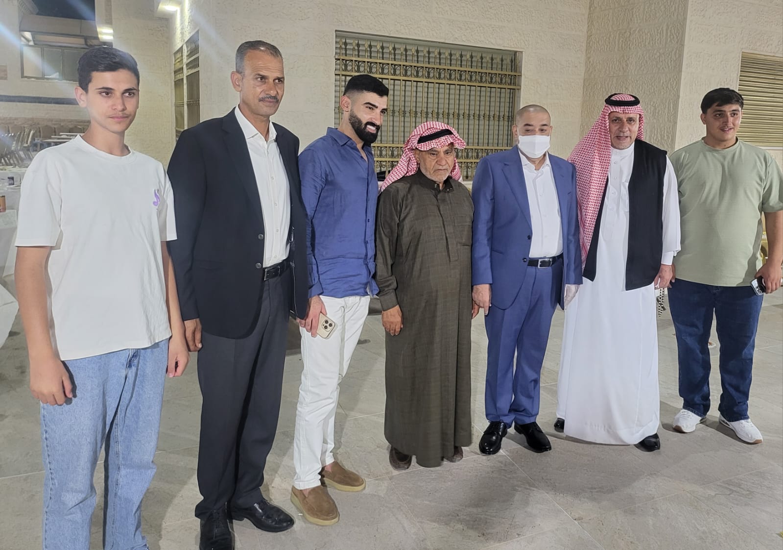 رجل الأعمال ناصر سعيد الركيبات يستقبل المهنئين بنجاح عملية زراعة الكلى