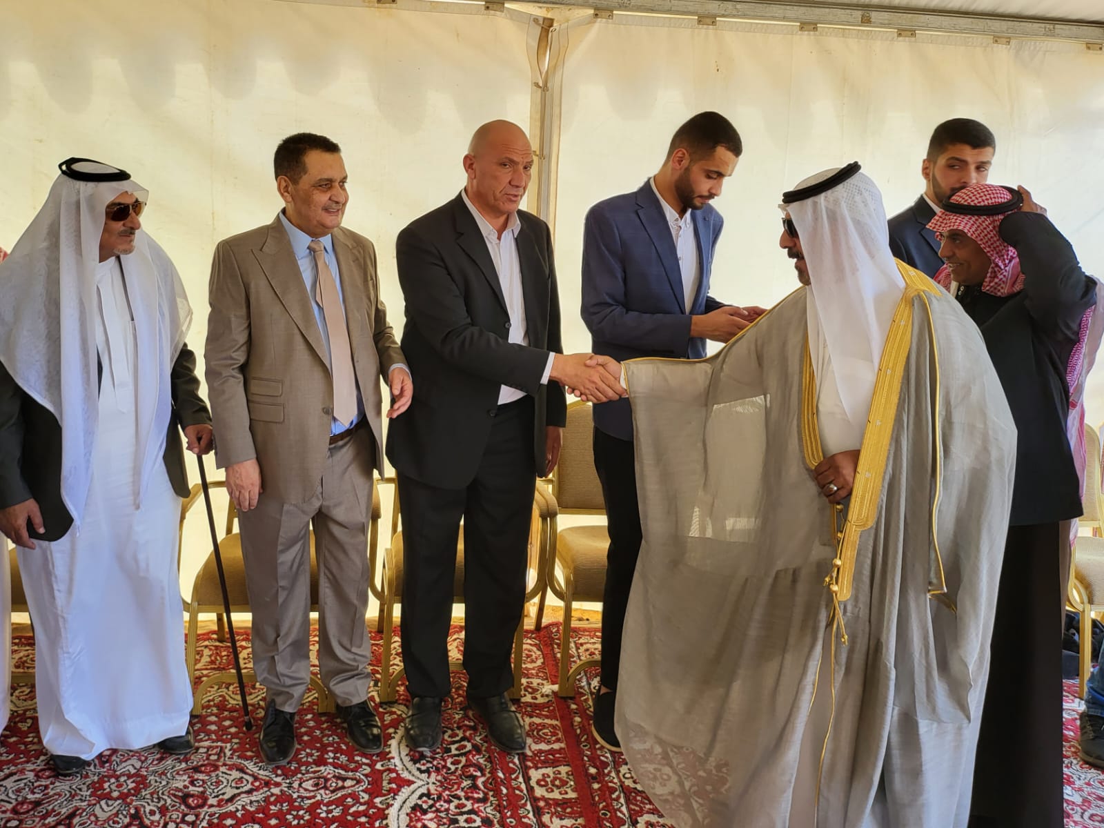 حشود غفيرة تشارك مروان الركيبات حفل زفاف نجله المهندس عبدالله في دابوق